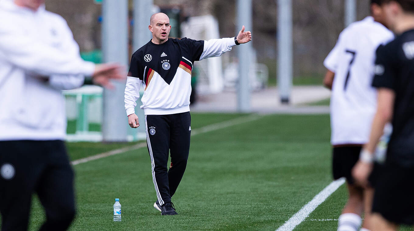 U 15-Trainer Marc-Patrick Meister: "Unsere Mannschaft kann es kaum erwarten" © Yuliia Perekopaiko/DFB