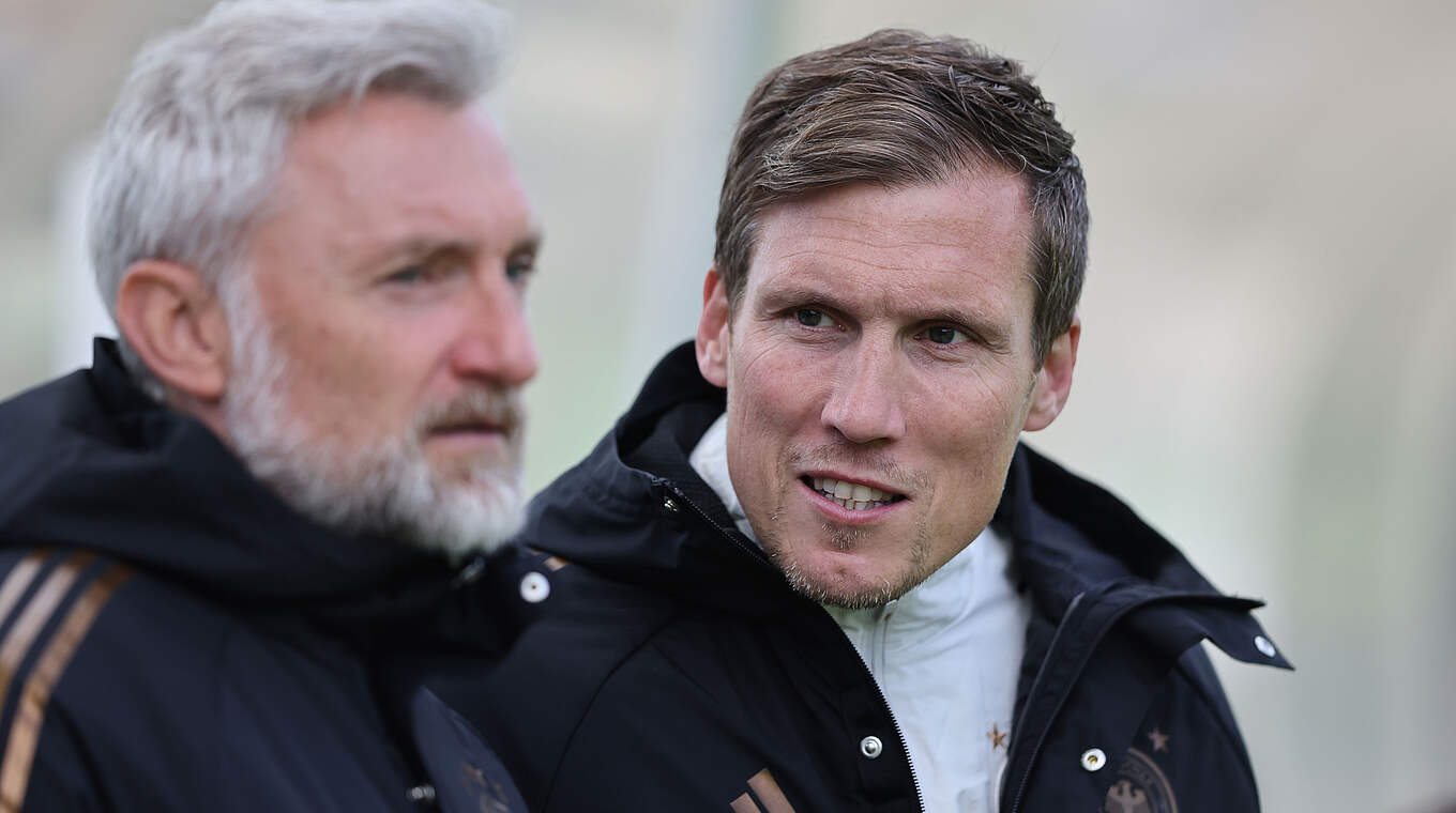 Als Trainer für das U 17-Perspektivteam verantwortlich: DFB-Coach Hannes Wolf (r.) © Getty Images