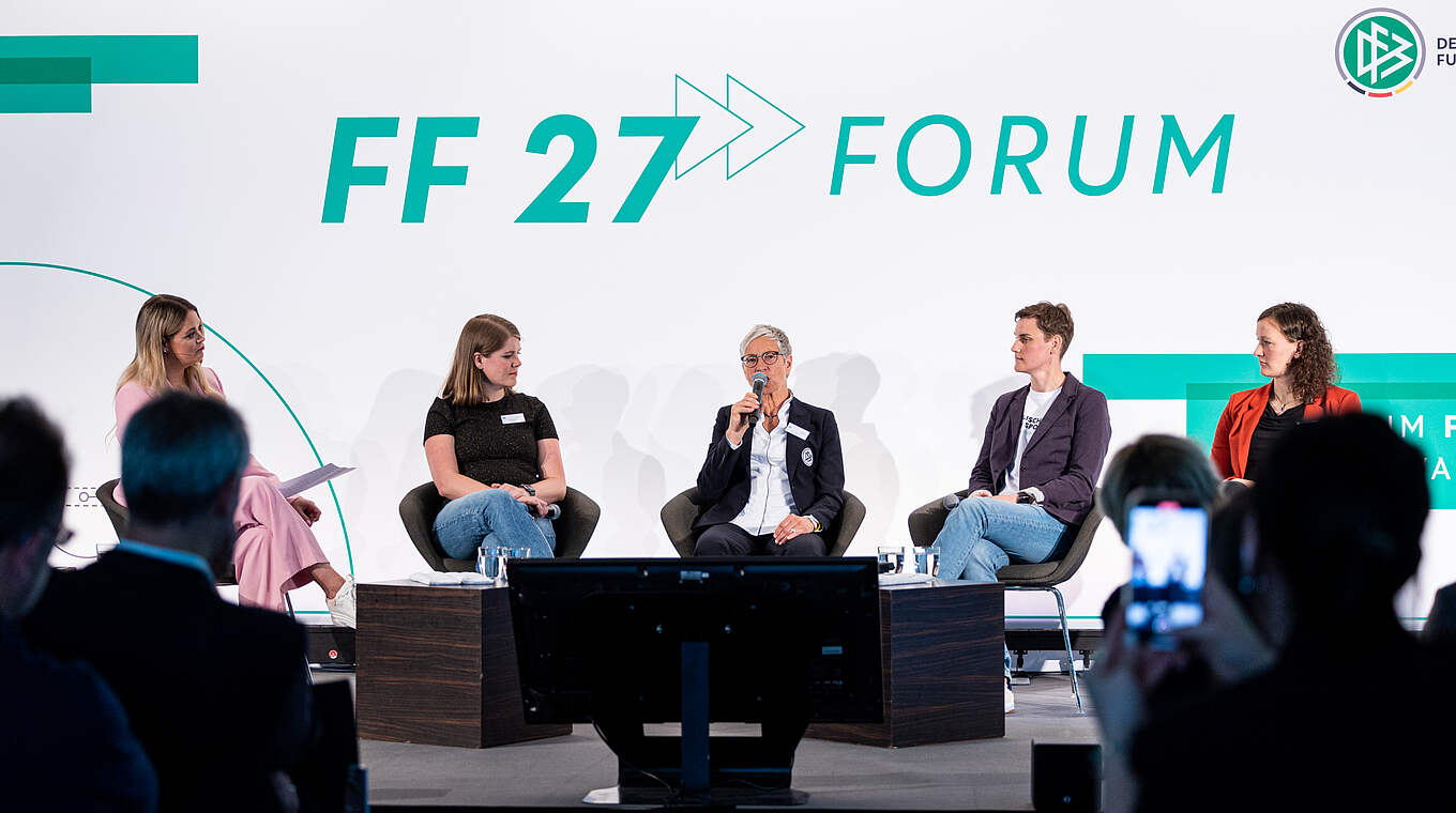 Das FF 27-Forum: Hochkarätige Gäste und spannende Themen  © Yuliia Perekopaiko/DFB