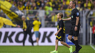 Steht in Dortmund vor seinem 195. Einsatz in der Bundesliga: Referee Marco Fritz © imago