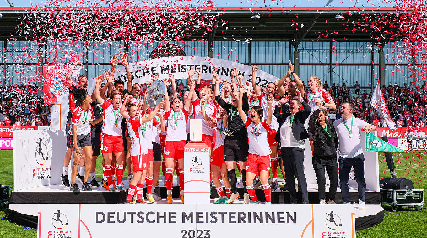 FC Bayern München - Turbine Potsdam: Bayern feiert den fünften Meistertitel © Imago Images