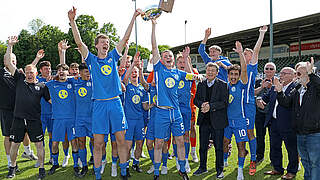 Strahlende Sieger aus dem Emsland: der SV Meppen gewinnt den Otto-Rehhagel-Pokal
 © Carsten Kobow