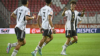 U 17-Spielführer Noah Darvich (r.): 