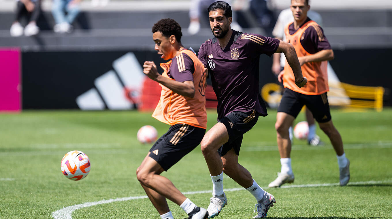 Jamal Musiala (l.) und Emre Can (r.) © GES/DFB