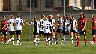 Vier Tore im ersten EM-Test: Die U 19-Frauen siegen in Dobrany gegen Tschechien © FACR
