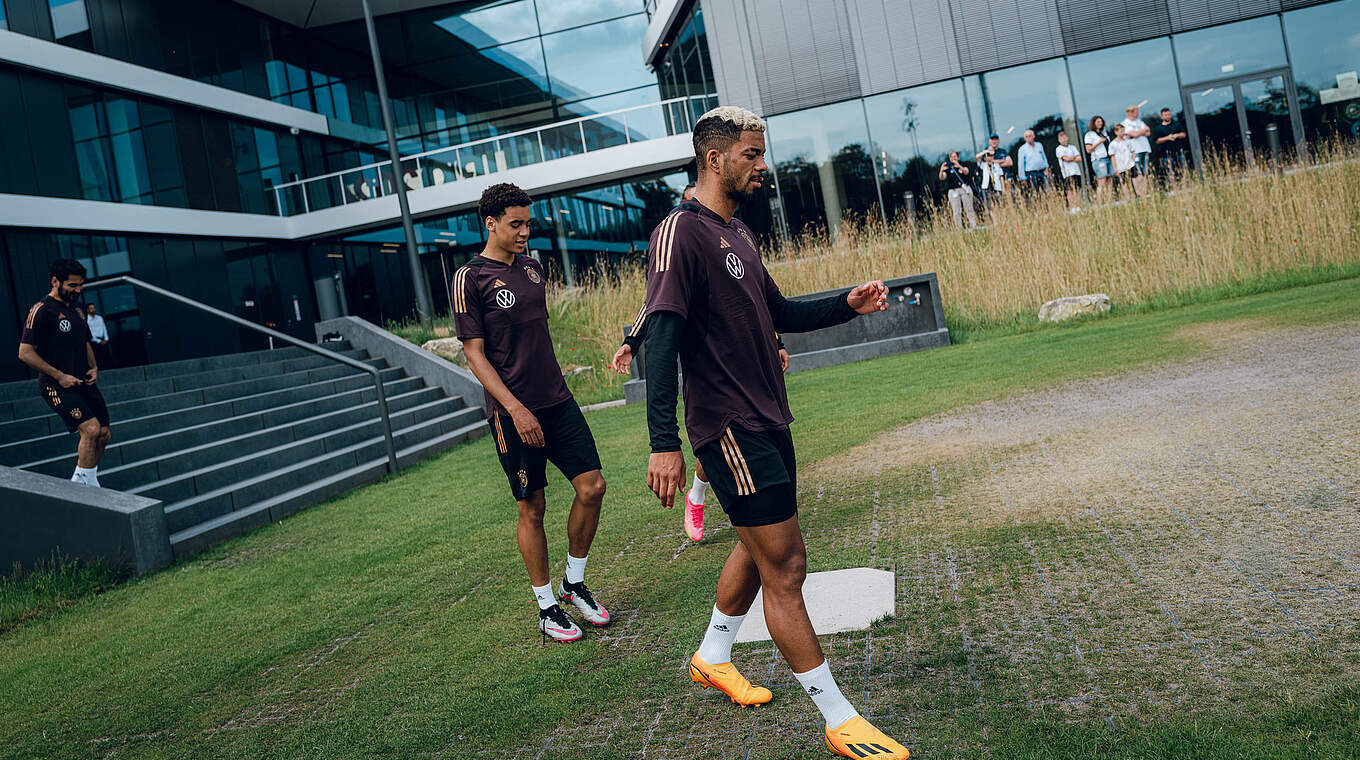 Ilkay Gündogan, Jamal Musiala, Benjamin Henrichs © DFB / Philipp Reinhard