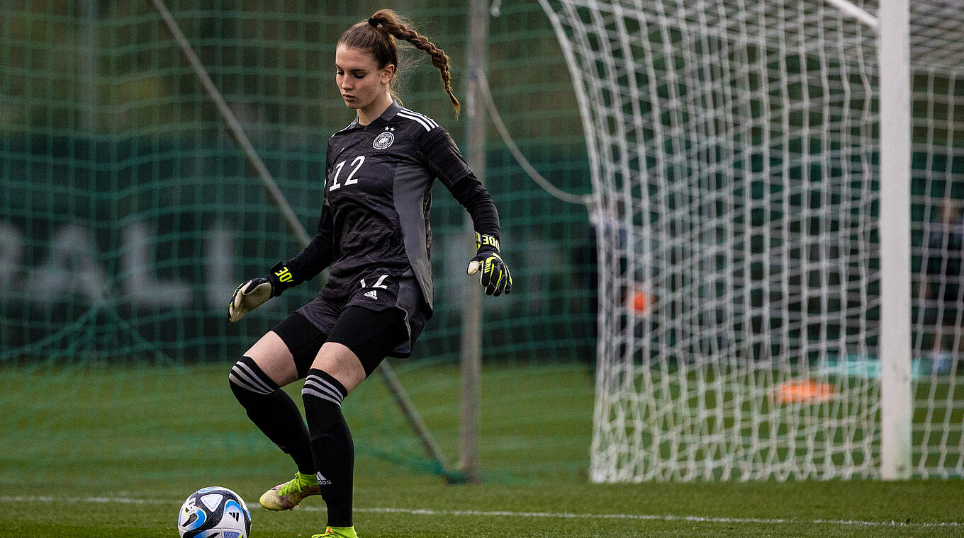 Ena Mahmutovic: "Man kann viel von den erfahrenen Spielerinnen lernen" © Thomas Böcker/DFB