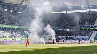 Pyrotechnik im Block: DFB-Sportgericht verhängt Geldstrafe gegen Hertha BSC © imago