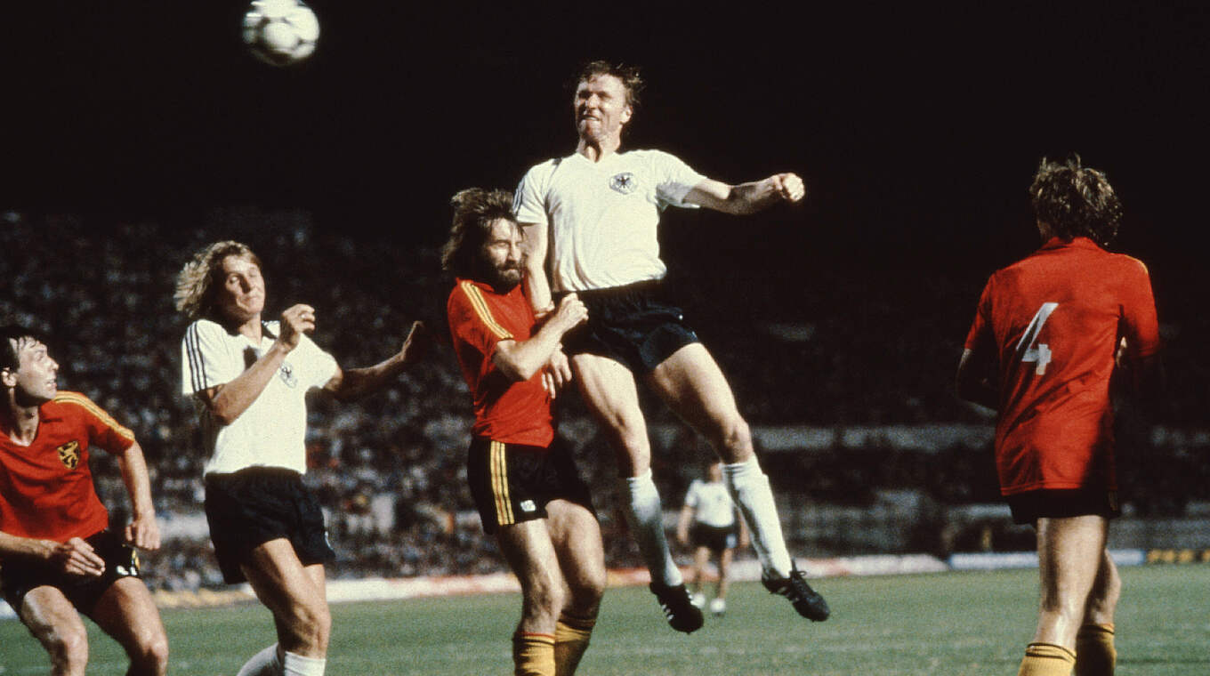 Köpfte das 2:1 gegen Belgien im EM-Finale 1980: Horst Hrubesch © 