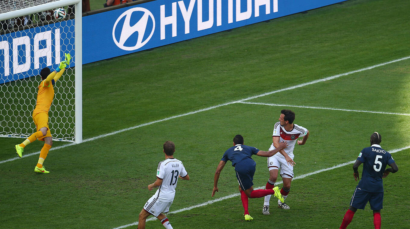 Mats Hummels erzielt den Siegtreffer beim 1:0 gegen Frankreich im WM-Viertelfinale am 4. Juli 2014 © Getty Images