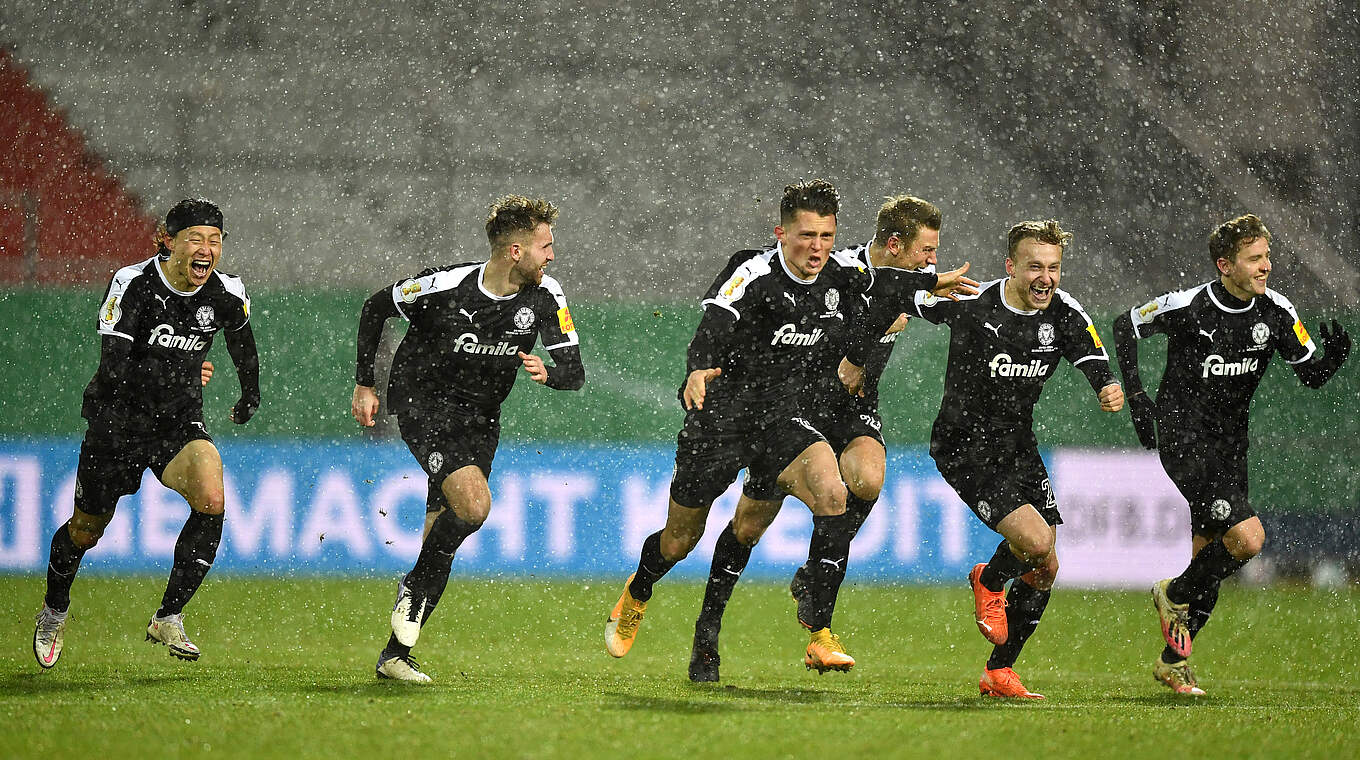 Gewann unter Ole Werner gegen den FC Bayern München: Holstein Kiel © Getty Images