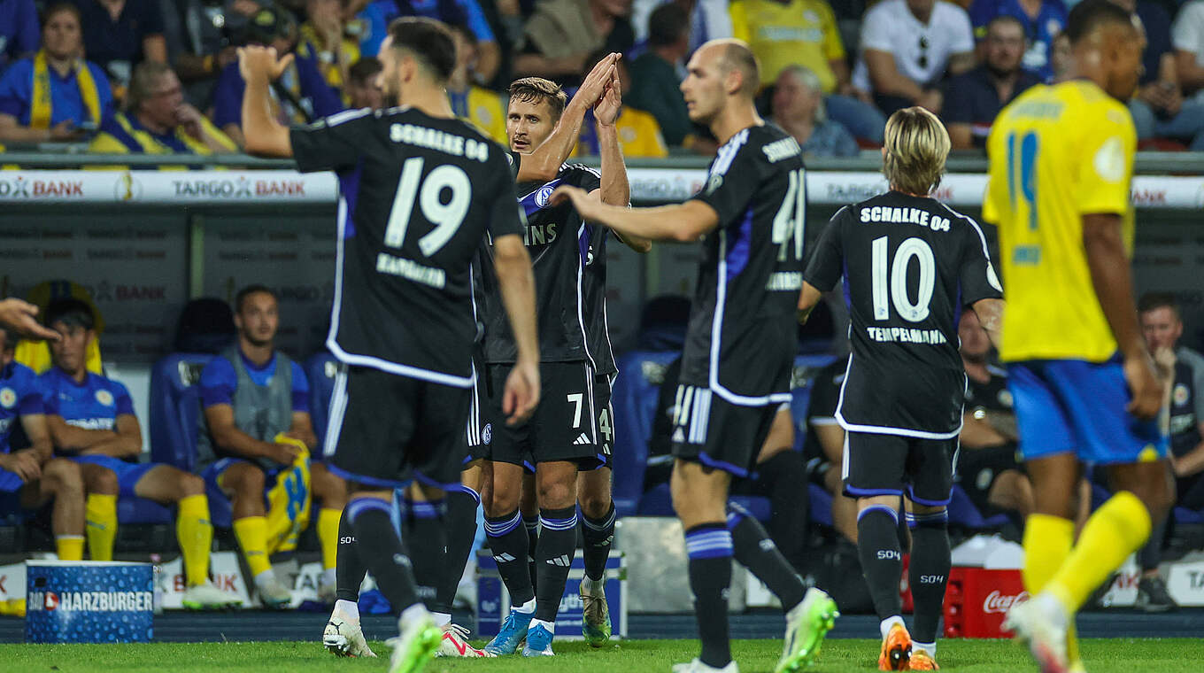 Schalke were victorious against fellow 2. Bundesliga side Braunschweig © imago