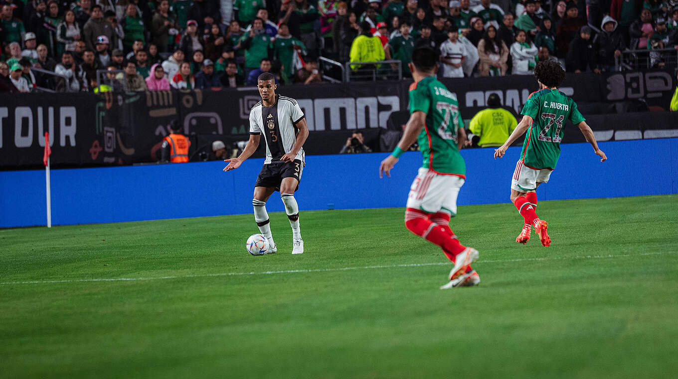 Malick Thiaw (l.) © Philipp Reinhard