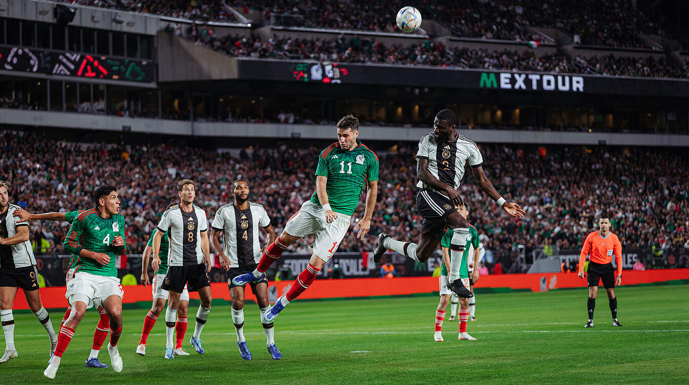 "Kopfballungeheuer": Antonio Rüdiger steigt am höchsten © Philipp Reinhard