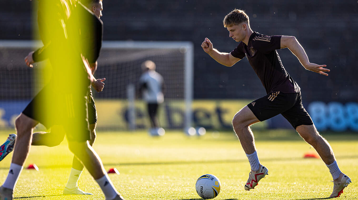 Eitschberger: "Die Jungs haben mich als Neuling im Team sehr gut aufgenommen" © DFB/Boecker