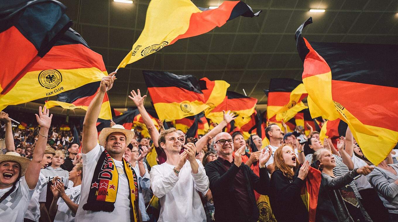 DAS DFB-Team anfeuern: Eine Mitgliedschaft im Fan Club kann online abgeschlossen werden © Philipp Reinhard