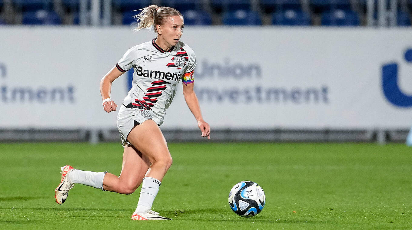Elisa Senß (Bayer Leverkusen) has been called up to the Germany side for the first time © imago