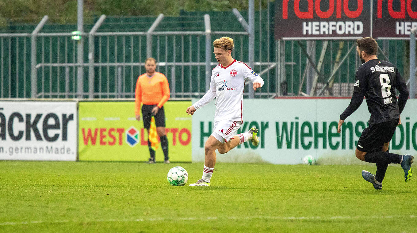 Nach Rot für zwei Partien gesperrt: Düsseldorfs Lizenzspieler Daniel Bunk © imago