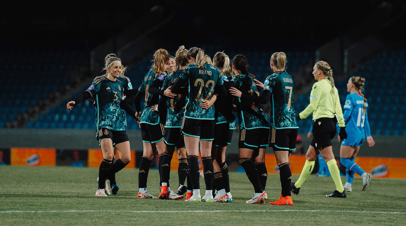 Mit Spielfreude zum Sieg gegen die Däninnen: Ein Erfolg mit zwei Toren Differenz muss her © Sofieke van Bilsen/DFB