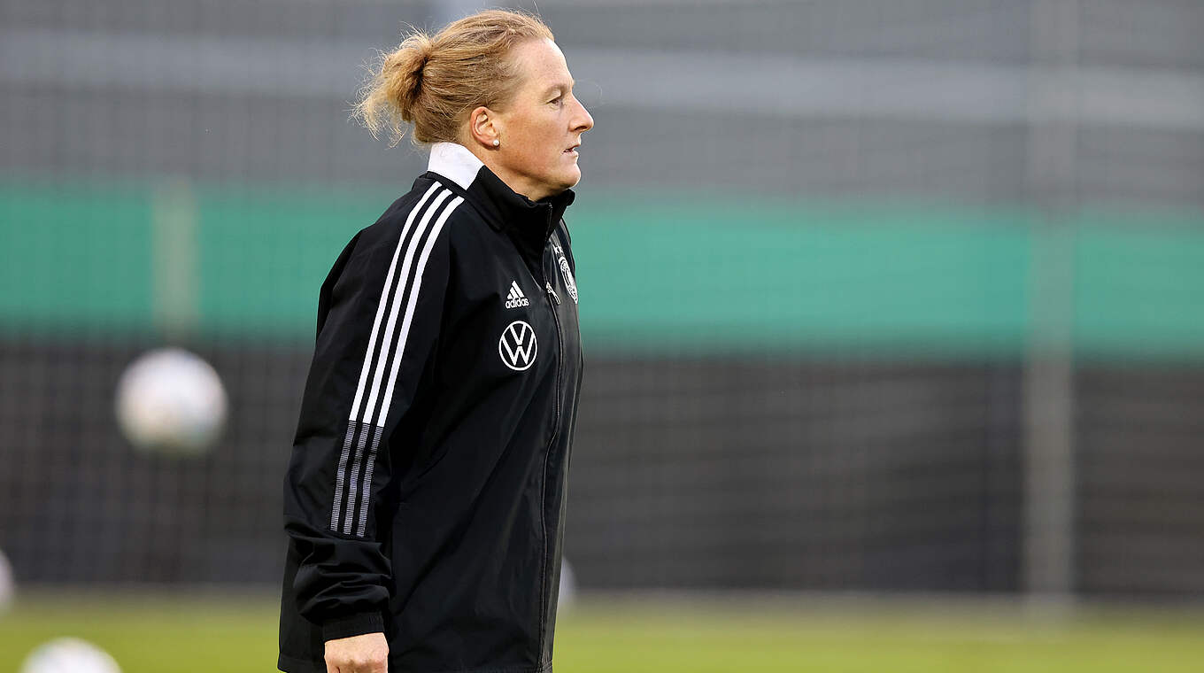 Melanie Behringer: "Die Länderspiele helfen den Spielerinnen in ihrer Entwicklung" © Getty Images