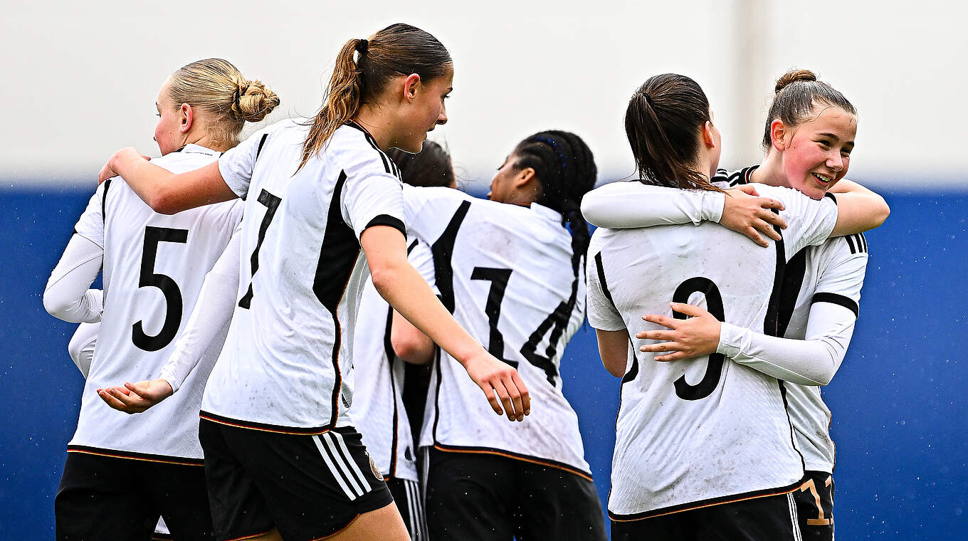 Mit Heimvorteil ins Qualifikationsturnier: Die deutschen U 17-Juniorinnen © Getty Images