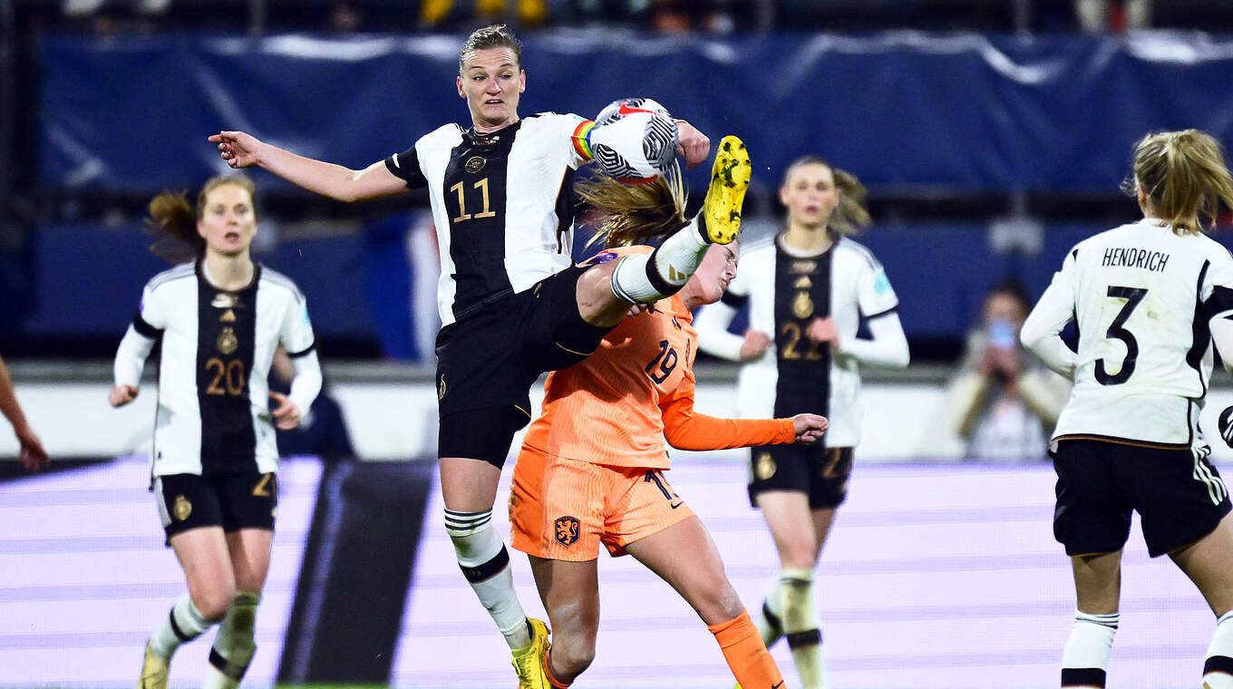 Ging als Kapitänin der DFB-Frauen voran: Alexandra Popp © Getty Images
