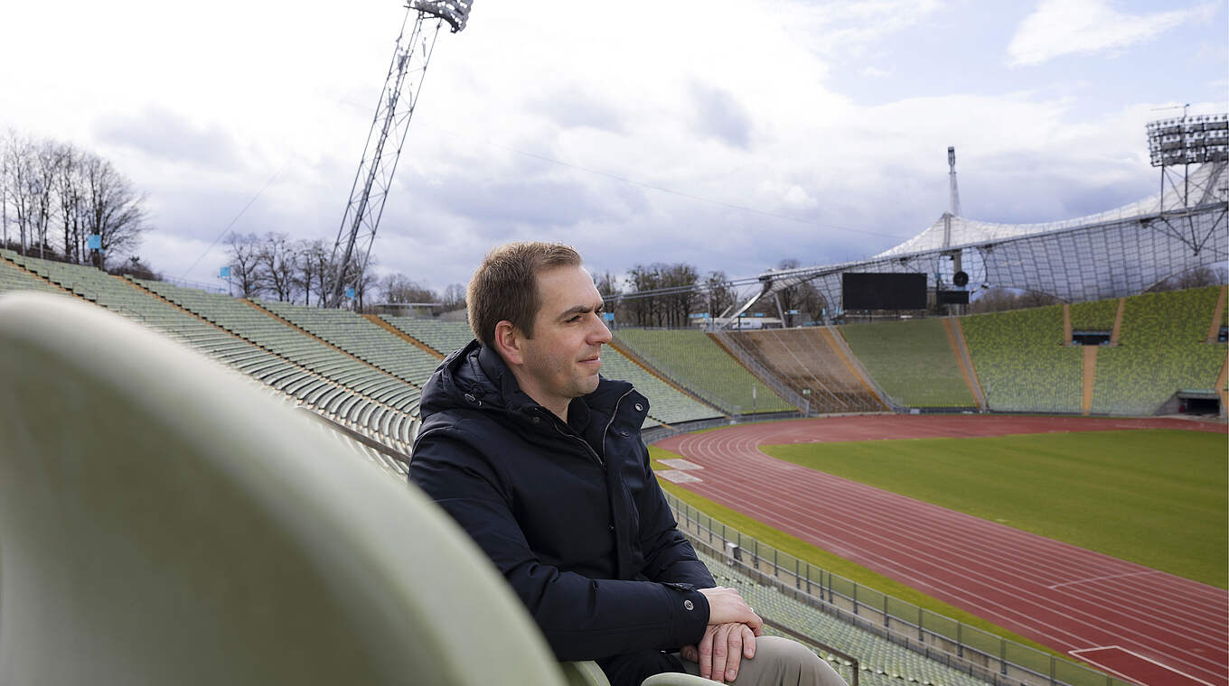 Lahm:"Ich will in allen Host Citys mindestens ein Spiel sehen" © Thomas Boecker/DFB