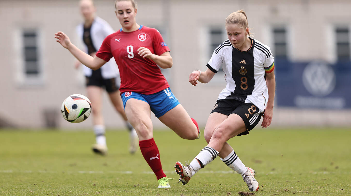 Führt das DFB-Team als Kapitänin an: Greta Hünten  © Christof Koepsel/Getty Images for DFB