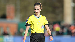 Steht vor ihrem 13. Einsatz in der Frauen-Bundesliga: Schiedsrichterin Davina Lutz © imago
