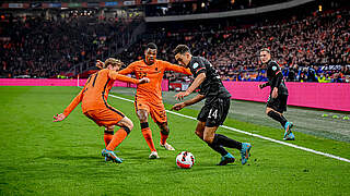 Remis im letzten Duell: In Amsterdam spielen Musiala (2.v.r.) und Co. 1:1 gegen Oranje © GES Sportfoto