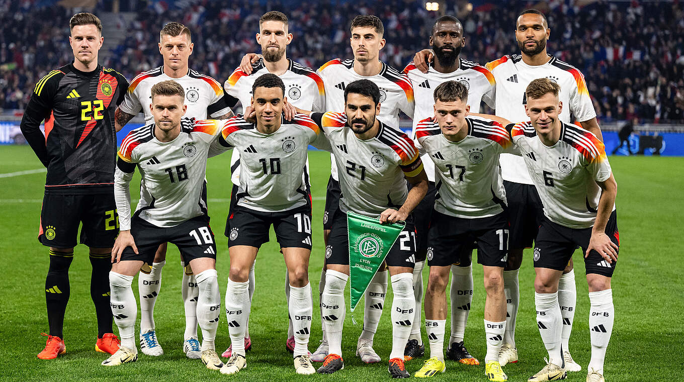 Siegreich in Lyon: die deutsche Nationalmannschaft gegen Frankreich © GES
