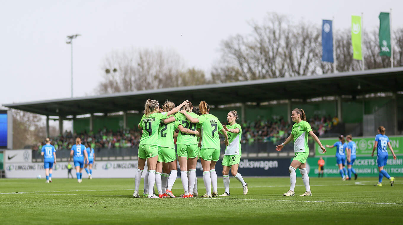 VfL Wolfsburg - SGS Essen © imago