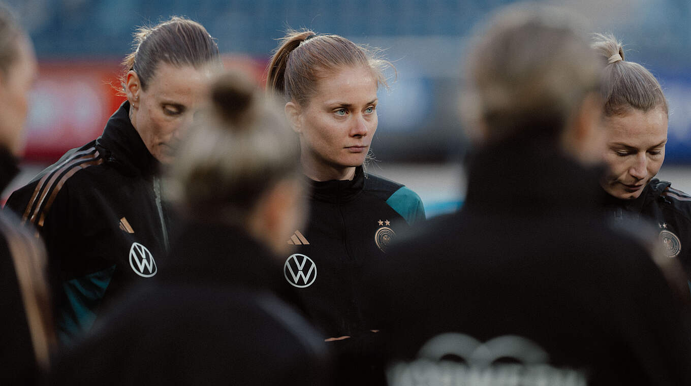 Sjoeke Nüsken: "Wir sind topmotiviert und freuen uns darauf, dass die EM-Quali losgeht" © Sofieke van Bilsen/DFB