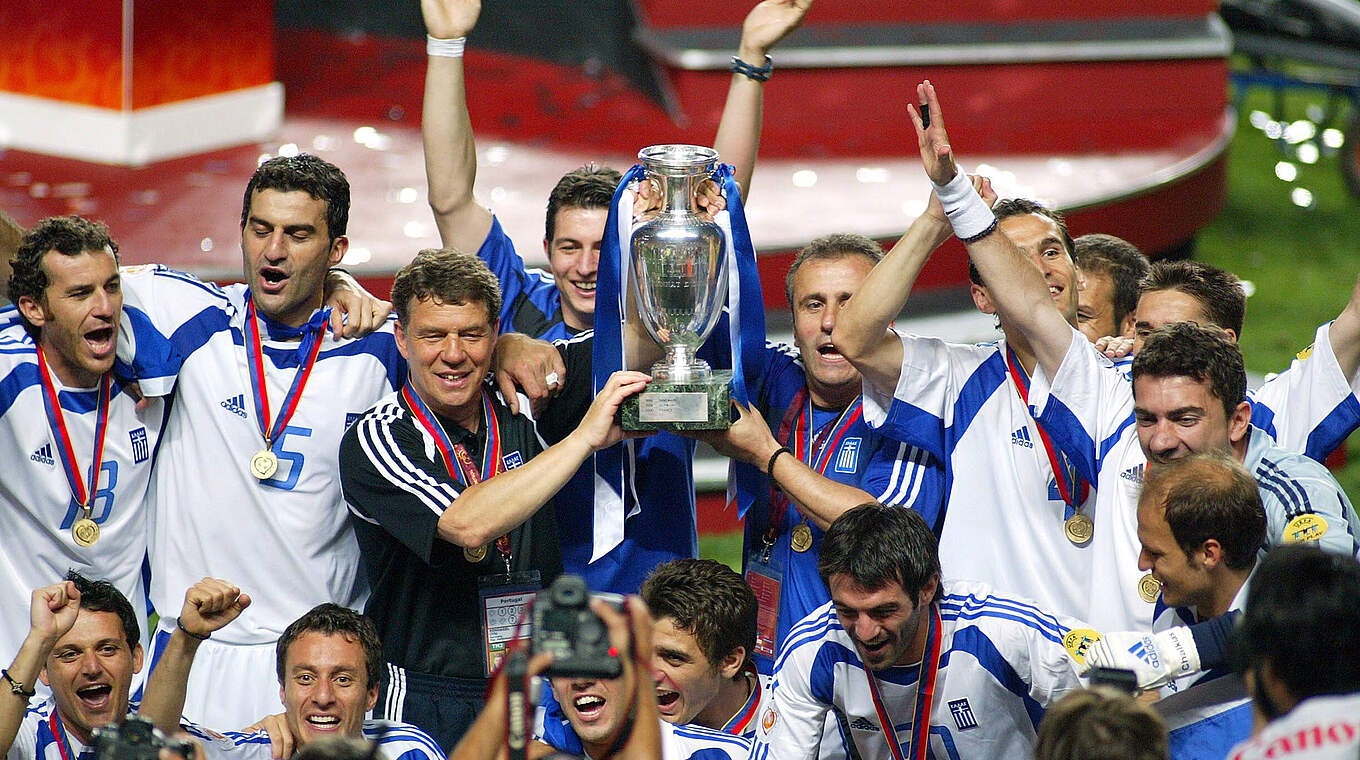 "Das Wunder von Lissabon": Im Finale der EM 2004 bezwingt Griechenland Gastgeber Portugal mit 1:0 © Imago