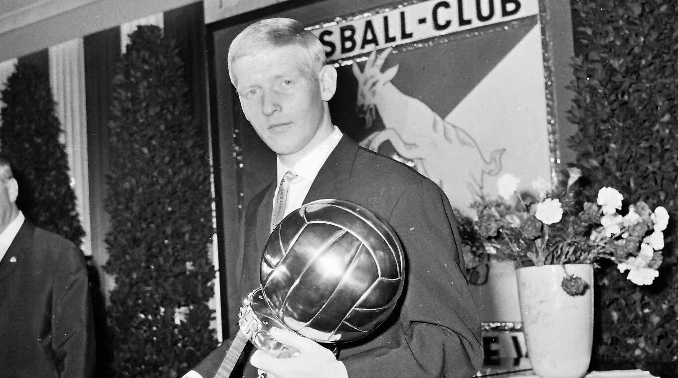 Große Ehre: Fußballer des Jahres 1962 © imago
