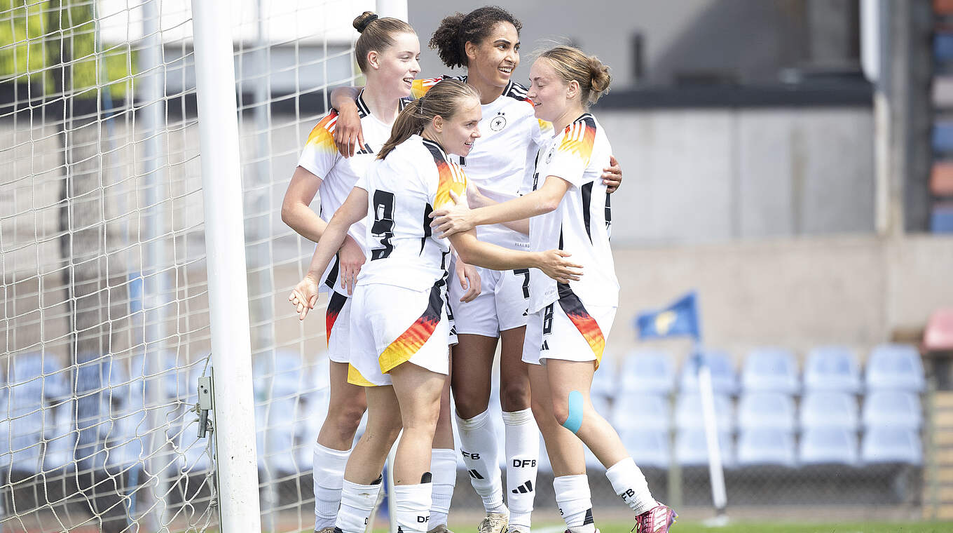 Zweiter Sieg innerhalb von vier Tagen: die U 20-Frauen © Getty Images
