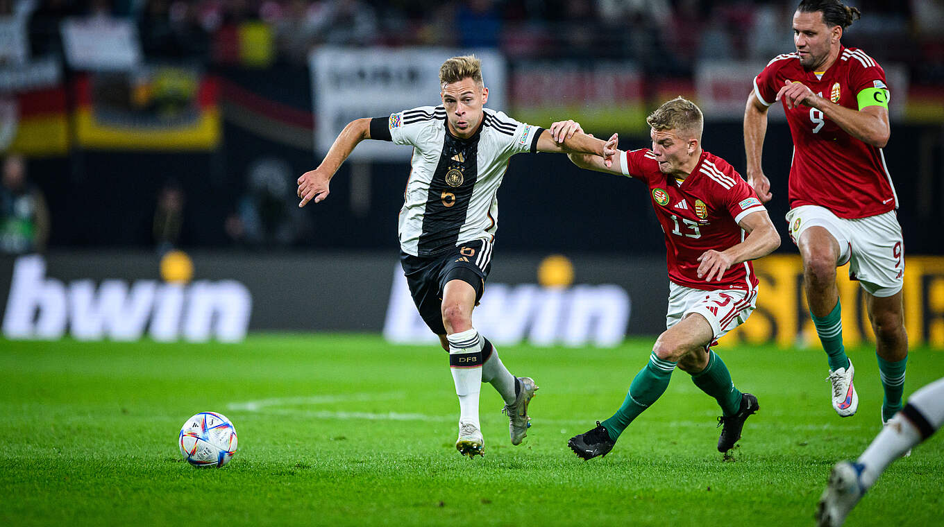 Zuletzt sieglos gegen Ungarn: Joshua Kimmich (l.) und die Nationalmannschaft © GES