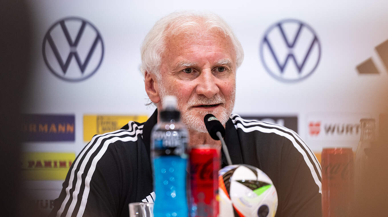 Völler: "Wenn wir Fehler aus Schweiz-Spiel lassen, werden wir ins Viertelfinale kommen" © DFB/GES-Sportfoto