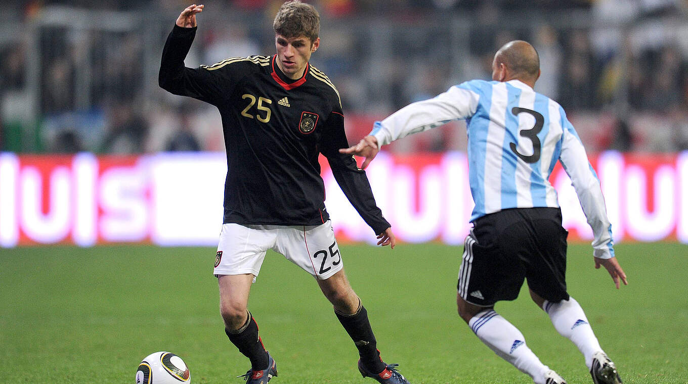 Erstes Länderspiel am 3. März 2010: Müller debütiert gegen Argentinien in München © imago sportfotodienst