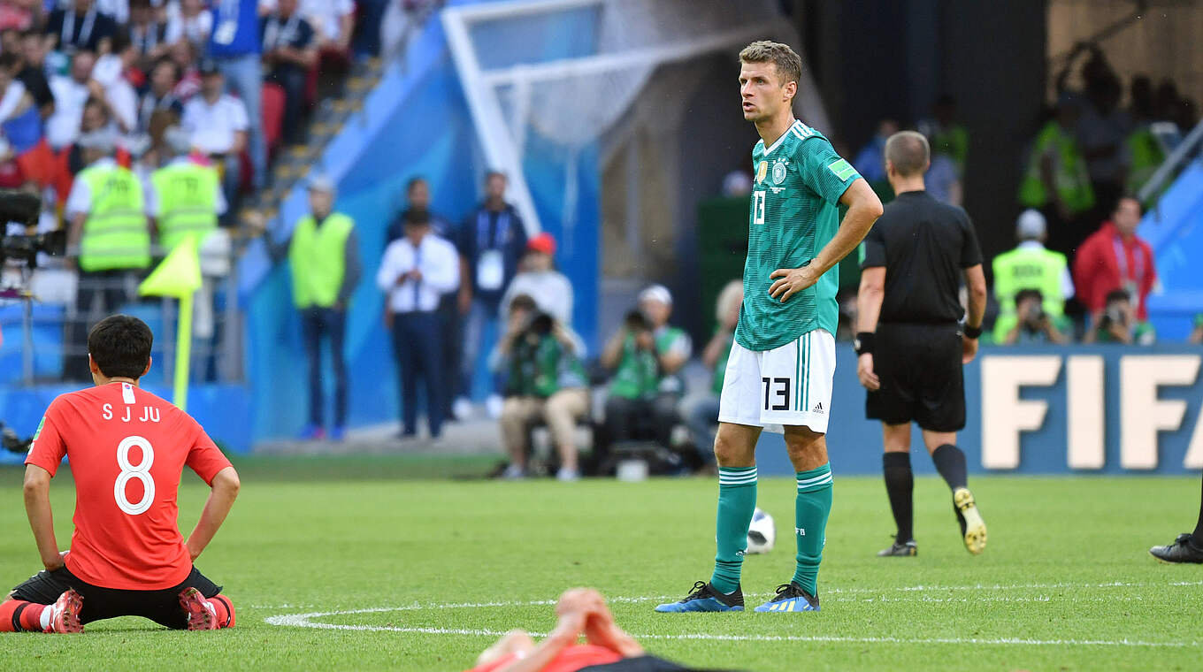 Enttäuschung nach dem WM-Vorrundenaus 2018: Müller nach dem Südkorea-Spiel © Imago