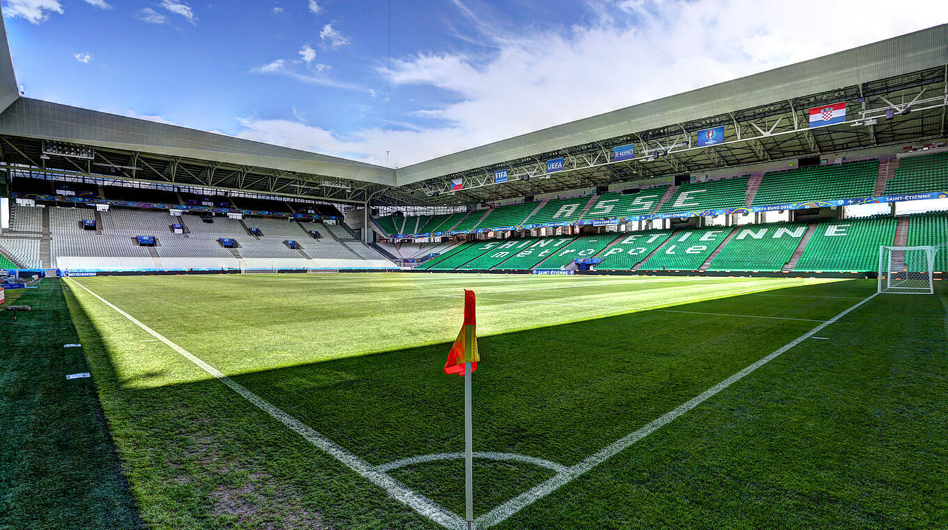 Die Spielstätte des Duells  in Saint-Étienne: Stade Geoffroy-Guichard © Imago