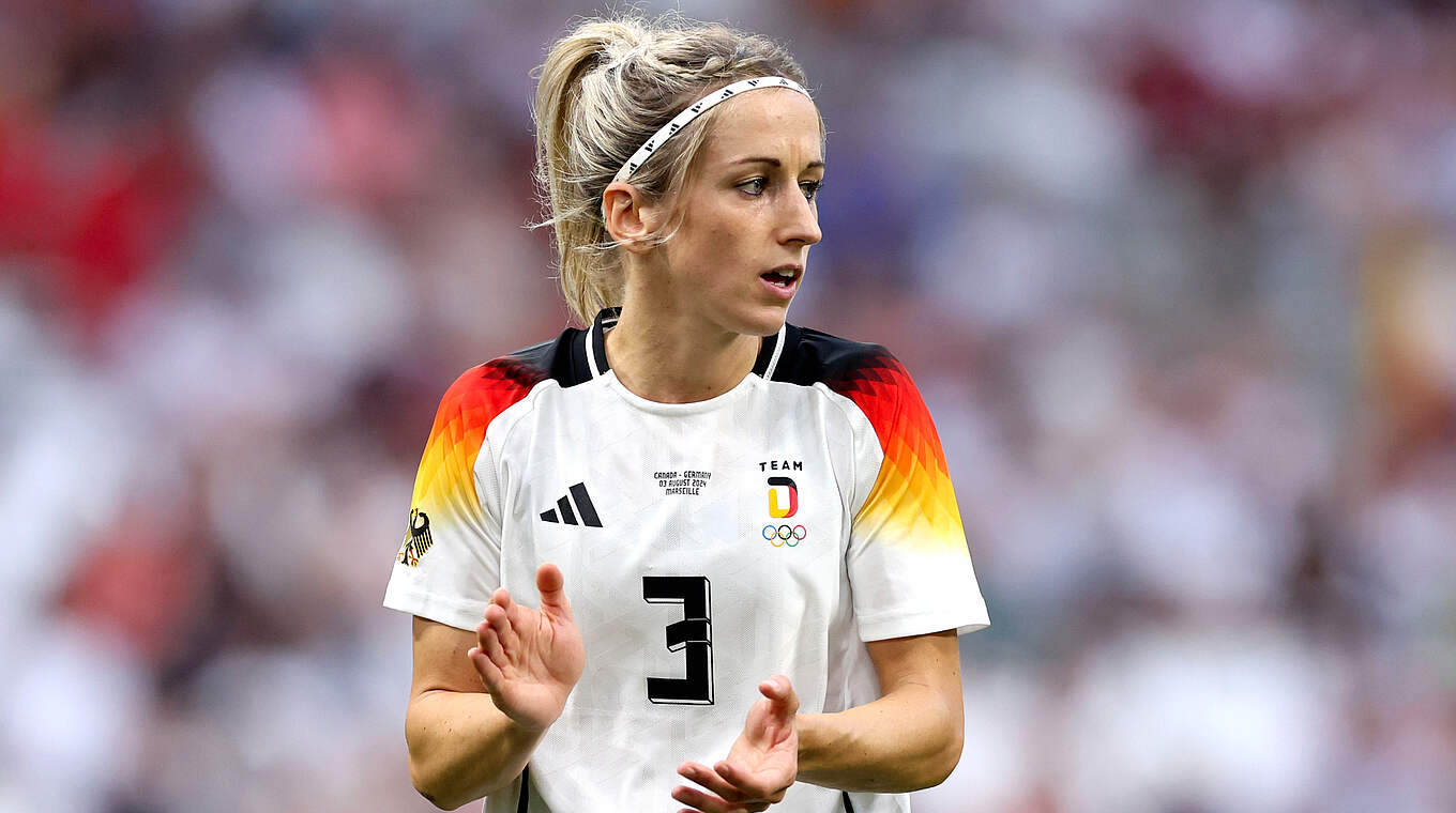 Kathrin Hendrich: "Als Mannschaft gucken, dass wir so viel wie möglich verhindern" © Getty Images