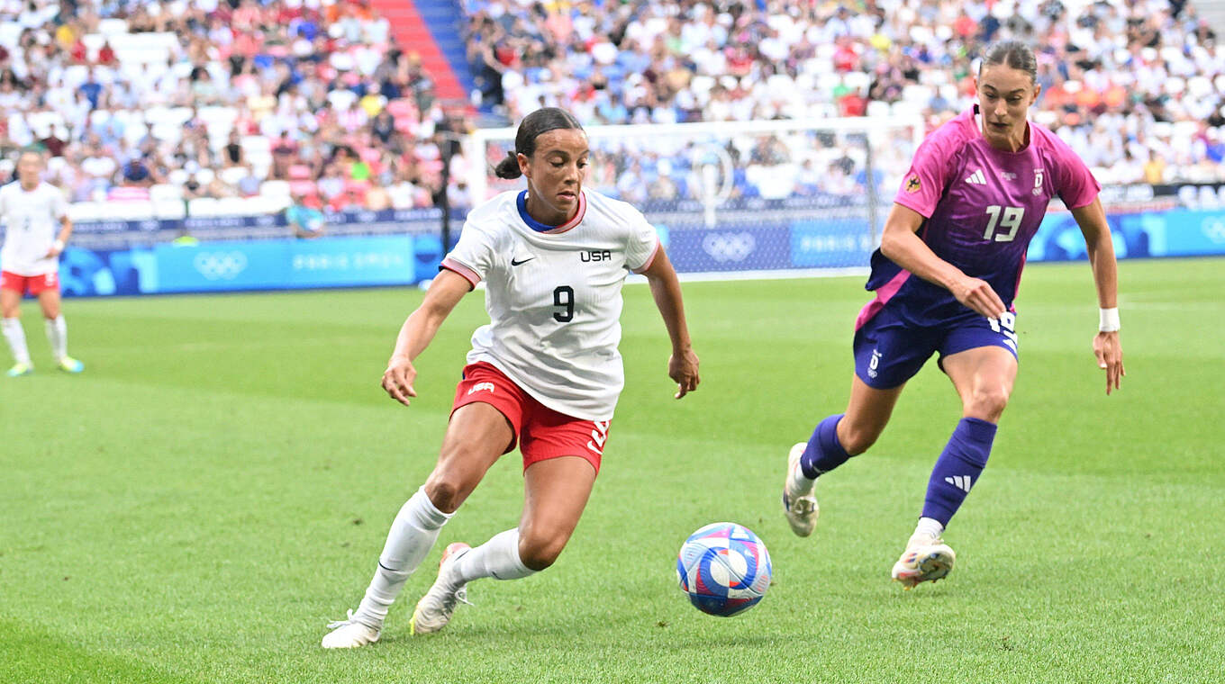 Im Laufduell: Mallory Swanson (l.) und Felicitas Rauch (r.) © Imago Images