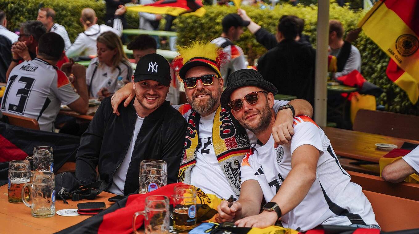 Jeder Gast ist willkommen: Bubi Toews lädt nach Gleiszellen zum Fan-Club-Treffen ein © Fan Club Nationalmannschaft