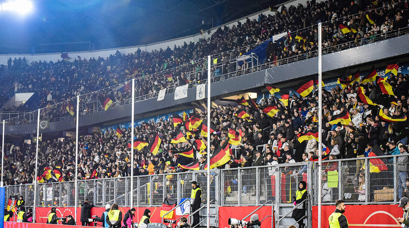 Wie schon 2023: DFB-Frauen zu Gast in Duisburg © Imago