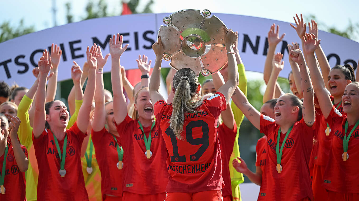 Für sechs von zwölf Trainern wieder der Titelfavorit: Meister FC Bayern München © Getty Images