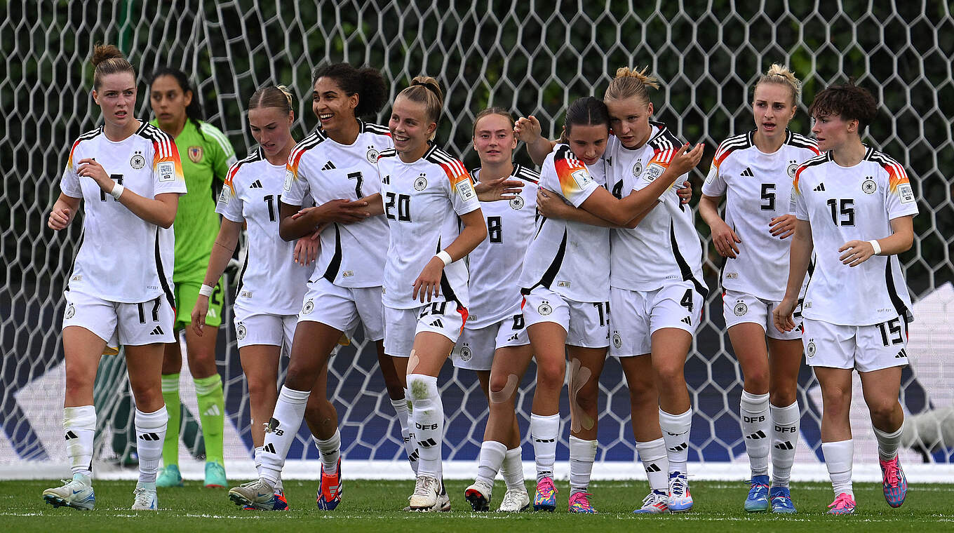 Perfekt gelungener WM-Auftakt: Die U 20-Frauen besiegen Venezuela deutlich © FIFA/Getty Images