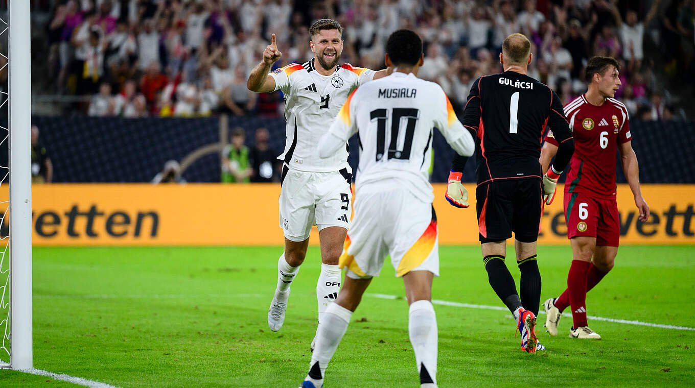 Riesenjubel nach dem 1:0 Niclas Füllkrug und Jamal Musiala (v.) © DFB/GES-Sportfoto