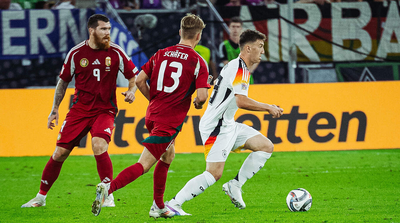 Debutant Angelo Stiller (R): "It's important that you feel comfortable" © DFB/Philipp Reinhard