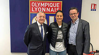 Vertragsunterschrift bei Lyon: Dzsenifer Marozsán wechselt nach Frankreich © www.facebook.com/dzseni.marozsan